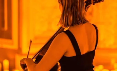 Candlelight: Tribute to Taylor Swift